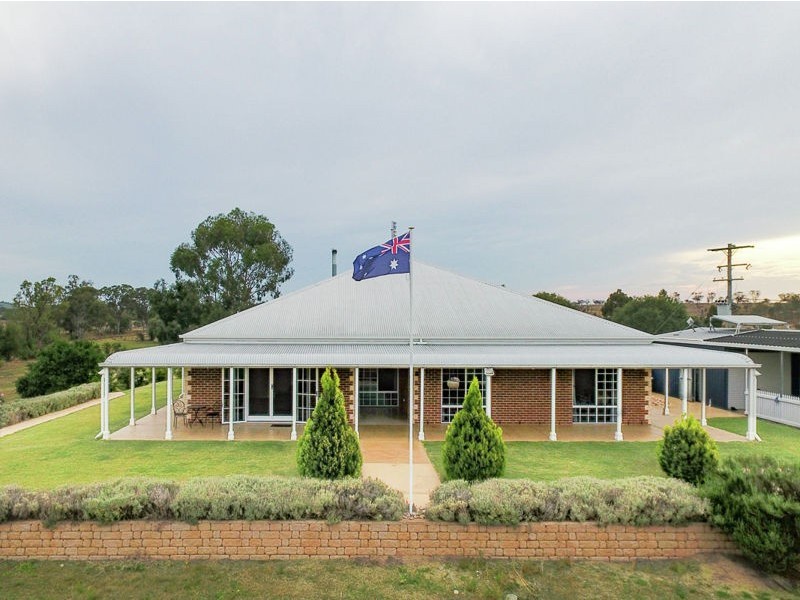 518 Goombungee Meringandan Road, Meringandan West QLD 4352