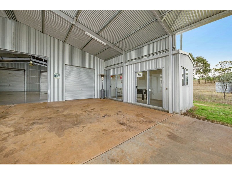 518 Goombungee Meringandan Road, Meringandan West QLD 4352