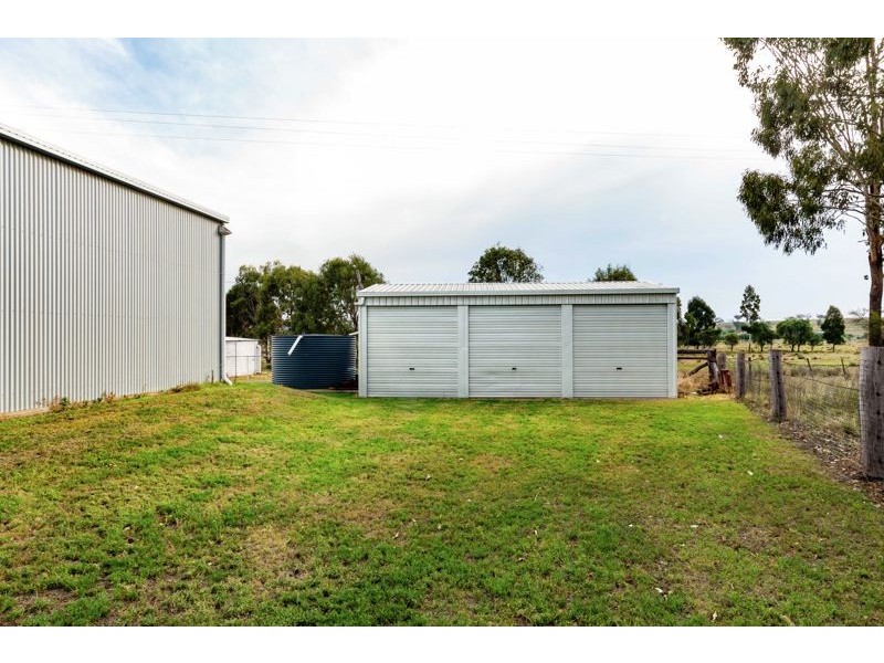 518 Goombungee Meringandan Road, Meringandan West QLD 4352