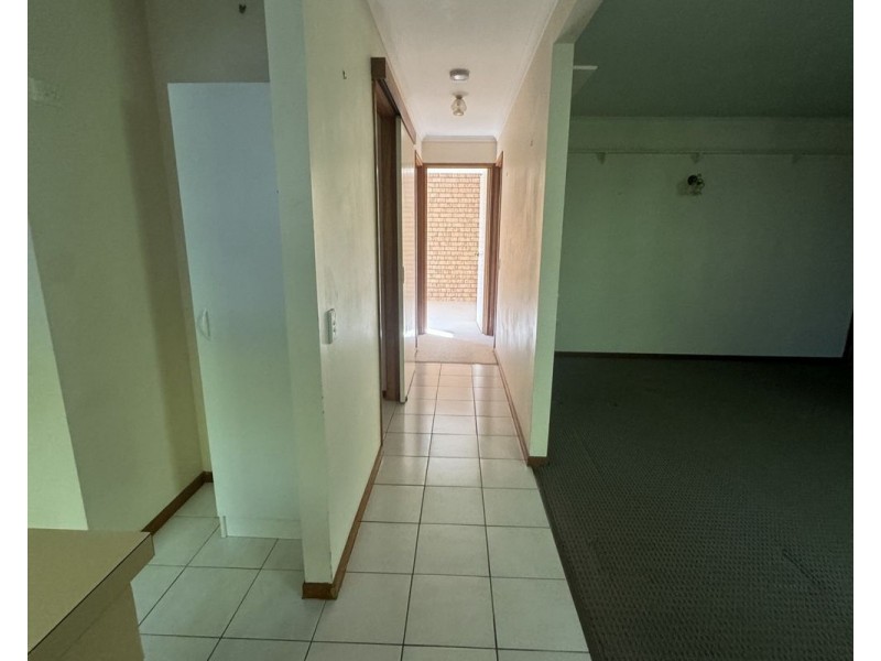 2/18 Eunice Court, Kearneys Spring QLD 4350