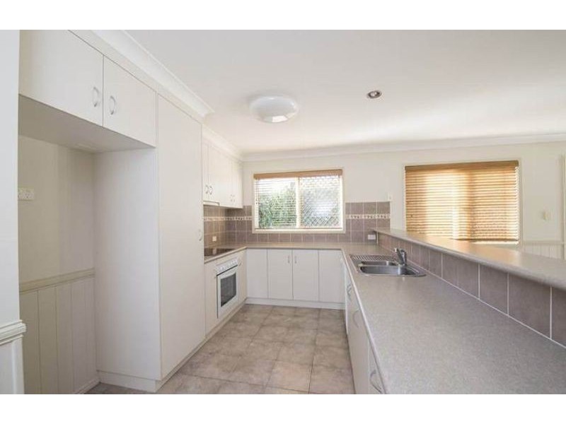 1/14a Hume Street, North Toowoomba QLD 4350