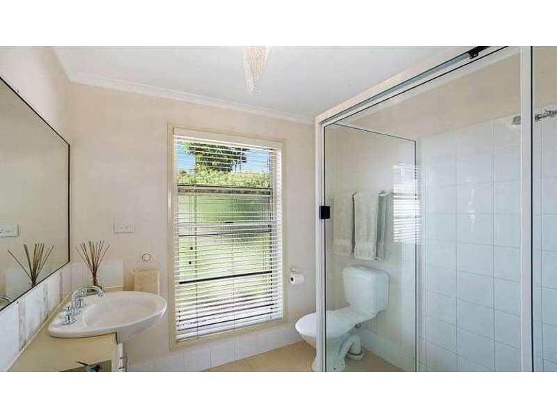 140 Hursley Road, Glenvale QLD 4350