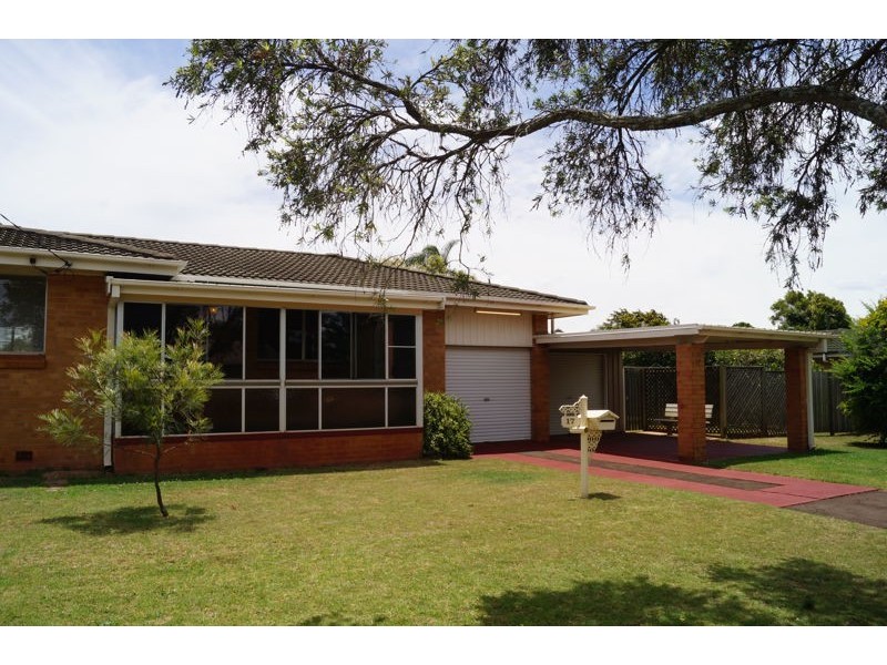 17 Podd Street, Wilsonton QLD 4350