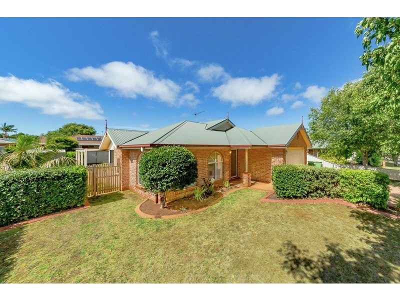 14 Elvery Court, Middle Ridge QLD 4350