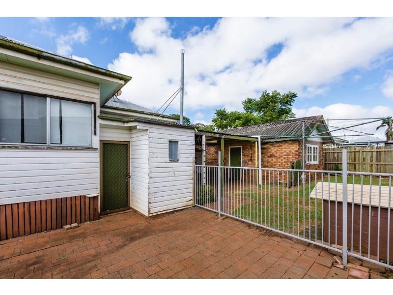 7 Victory Street, Newtown QLD 4350