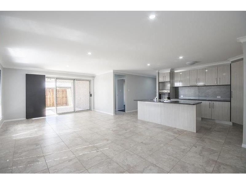 1/3 Warwick Street, Harristown QLD 4350