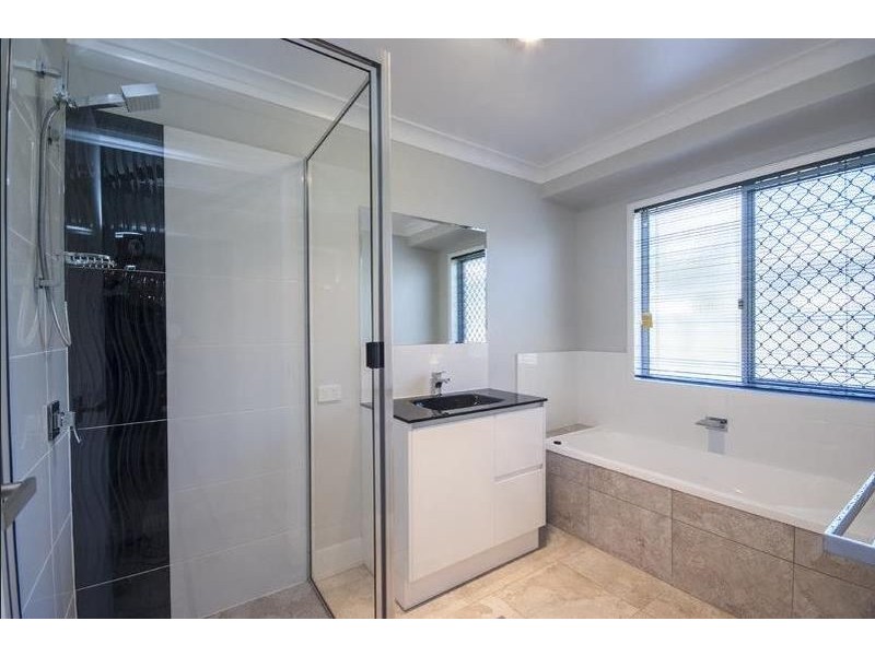 1/3 Warwick Street, Harristown QLD 4350