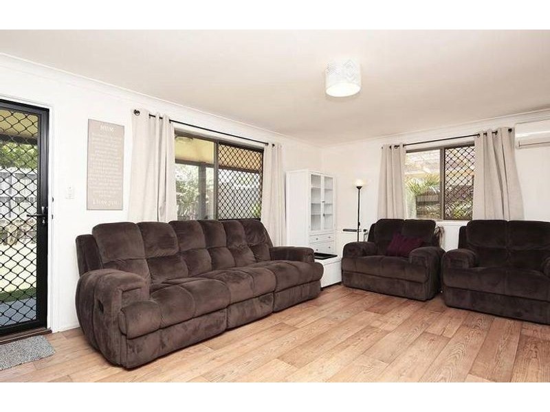 1 Champagne Crescent, Wilsonton Heights QLD 4350