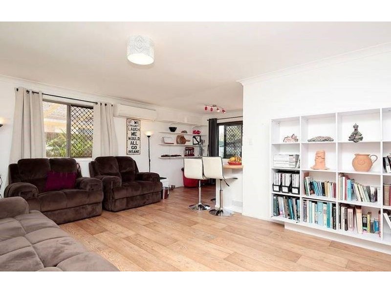 1 Champagne Crescent, Wilsonton Heights QLD 4350