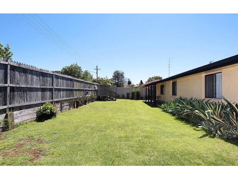 1 Champagne Crescent, Wilsonton Heights QLD 4350
