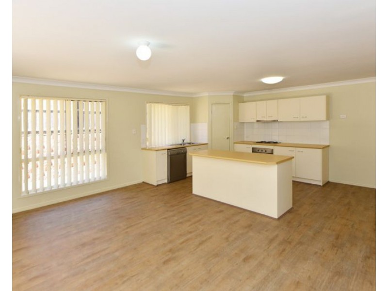 9 Harrison Court, Darling Heights QLD 4350