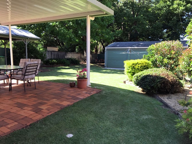 277b James Street, Newtown QLD 4350