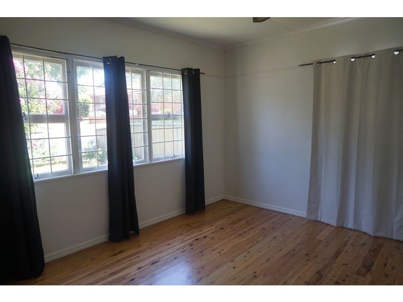 3 Percy Street, Newtown QLD 4350