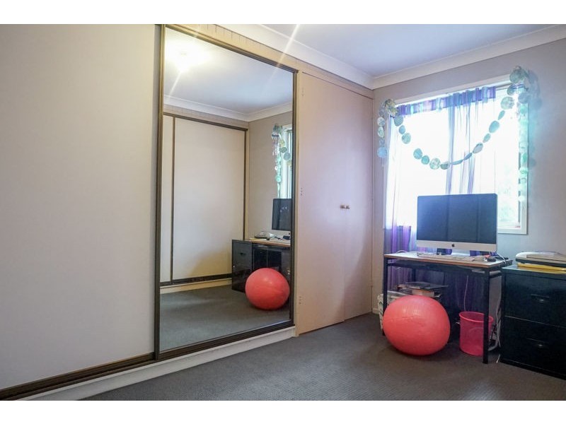 5 Talinga Street, Mount Lofty QLD 4350