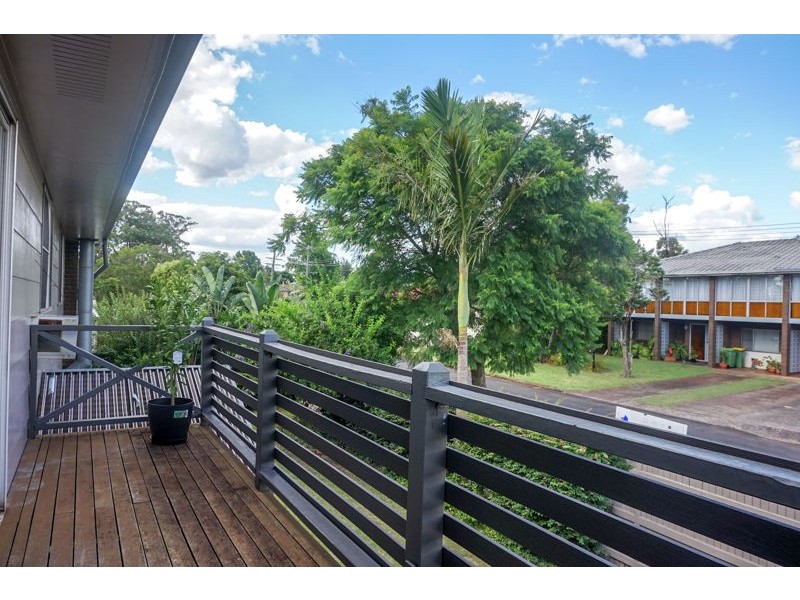 5 Talinga Street, Mount Lofty QLD 4350