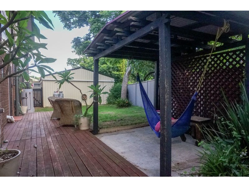 5 Talinga Street, Mount Lofty QLD 4350