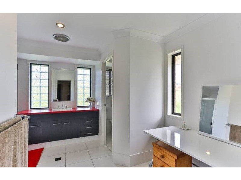 18 Northerly Drive, Hodgson Vale QLD 4352