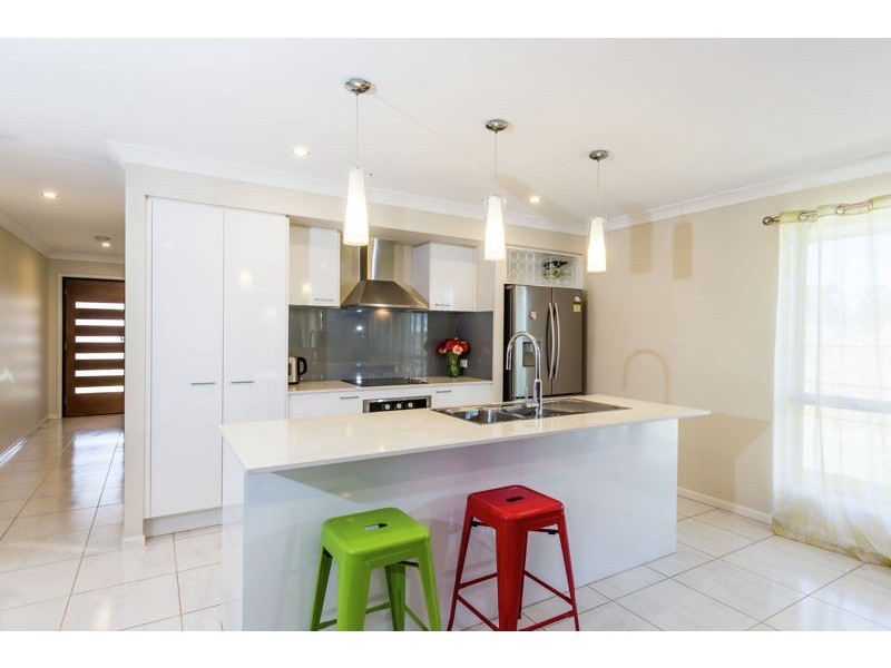 46 Entabeni Drive, Kearneys Spring QLD 4350