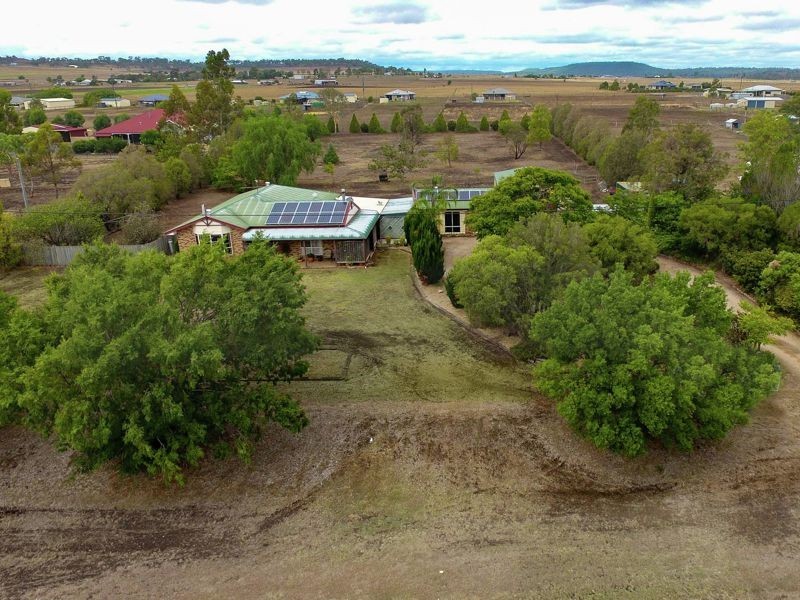 45 William Street, Cambooya QLD 4358