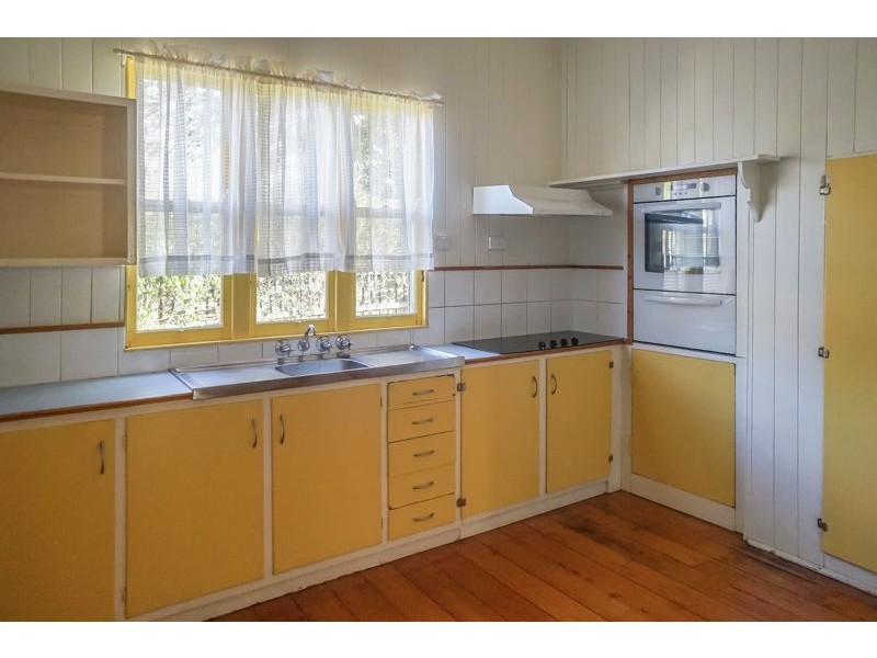 13 McCarthy Street, Newtown QLD 4350