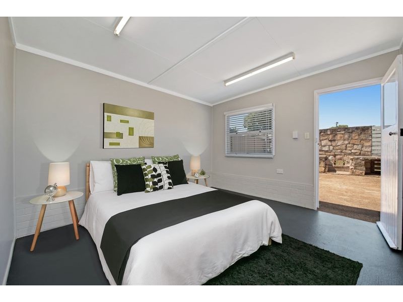 26 Tomkinson Street, Wilsonton QLD 4350