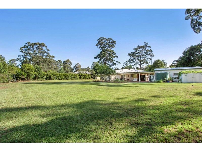 6 Clarke Road, Highfields QLD 4352