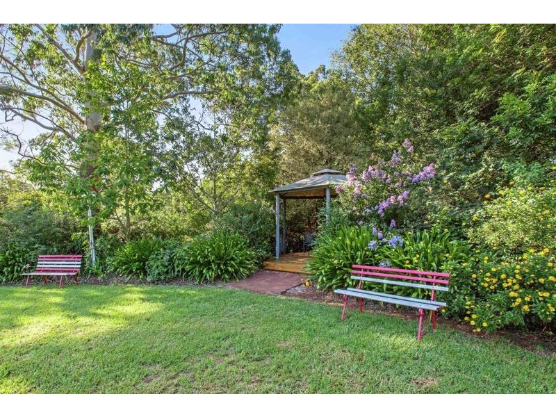 6 Clarke Road, Highfields QLD 4352