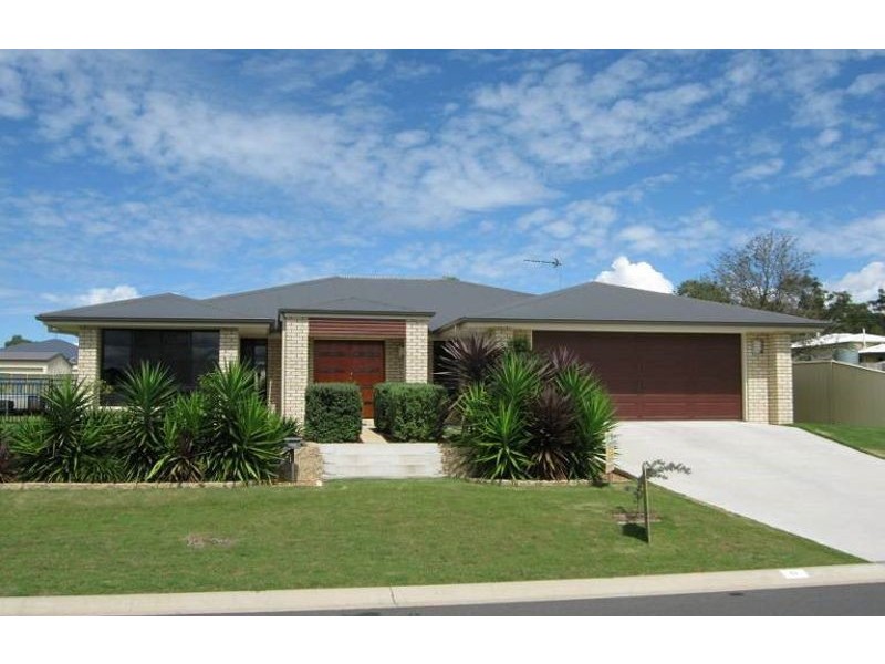 6 Lomandra Court, Warwick QLD 4370