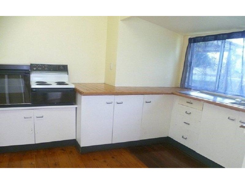 1 Fanny Street, Newtown QLD 4350