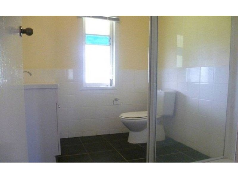 1 Fanny Street, Newtown QLD 4350