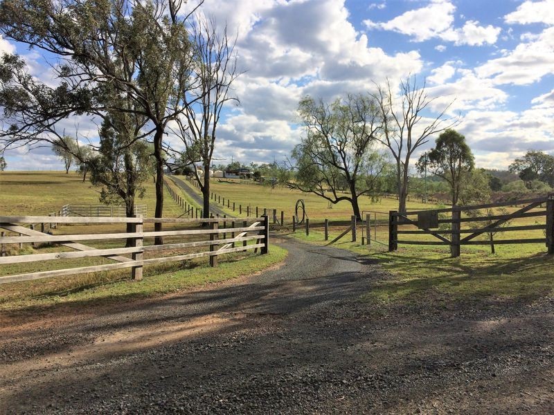 424 Ropeley Rockside Road, Gatton QLD 4343