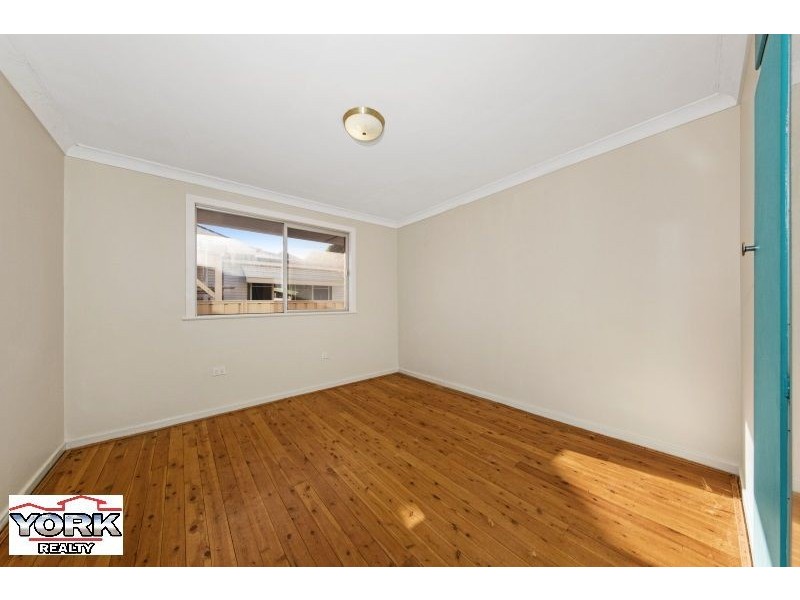 193 North Street, Rockville QLD 4350