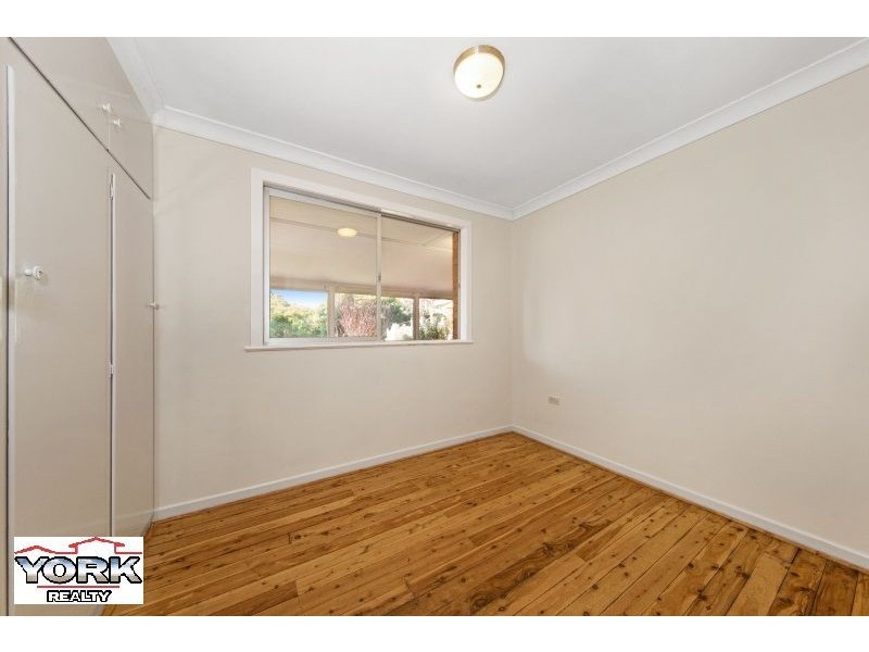 193 North Street, Rockville QLD 4350