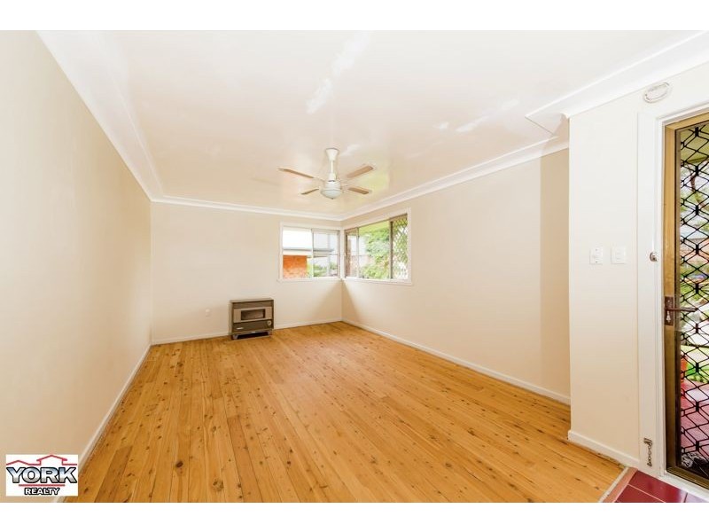 193 North Street, Rockville QLD 4350