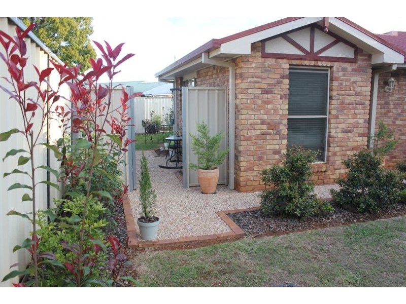 140 Hursley Road, Glenvale QLD 4350
