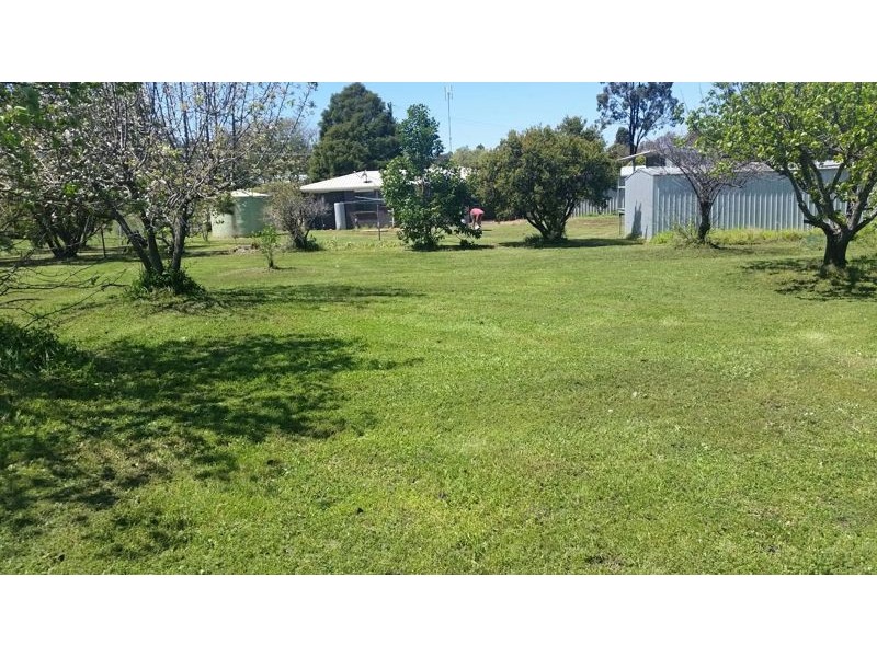 14 Mansel Drive, Gowrie Junction QLD 4352