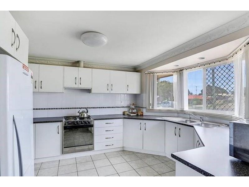 118 Hursley Road, Newtown QLD 4350