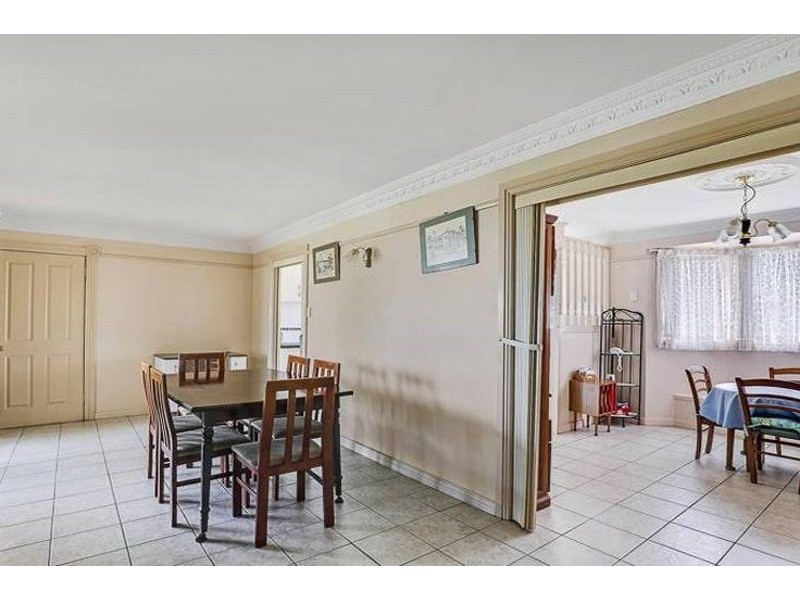 118 Hursley Road, Newtown QLD 4350