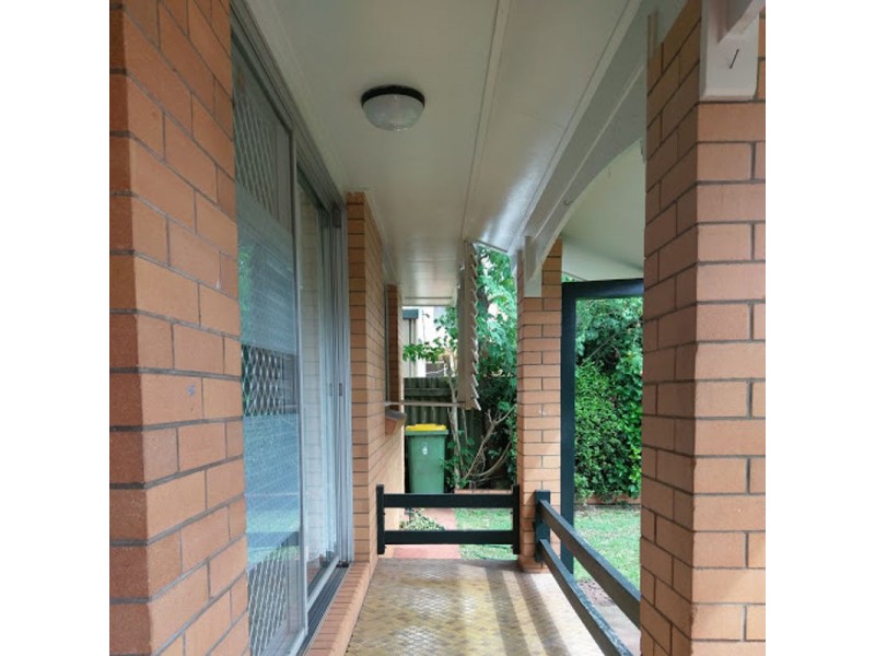 2a Birdwood Street, Newtown QLD 4350