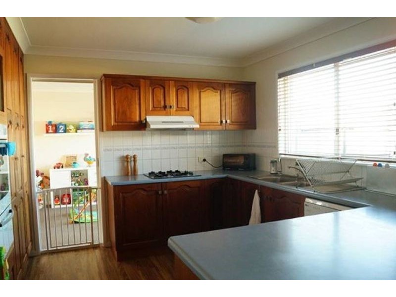 170 Ramsay Street, Centenary Heights QLD 4350