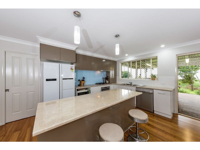22 Hilltop Drive, Gowrie Junction QLD 4352