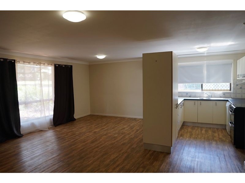 2/8 Rebecca Court, Kearneys Spring QLD 4350