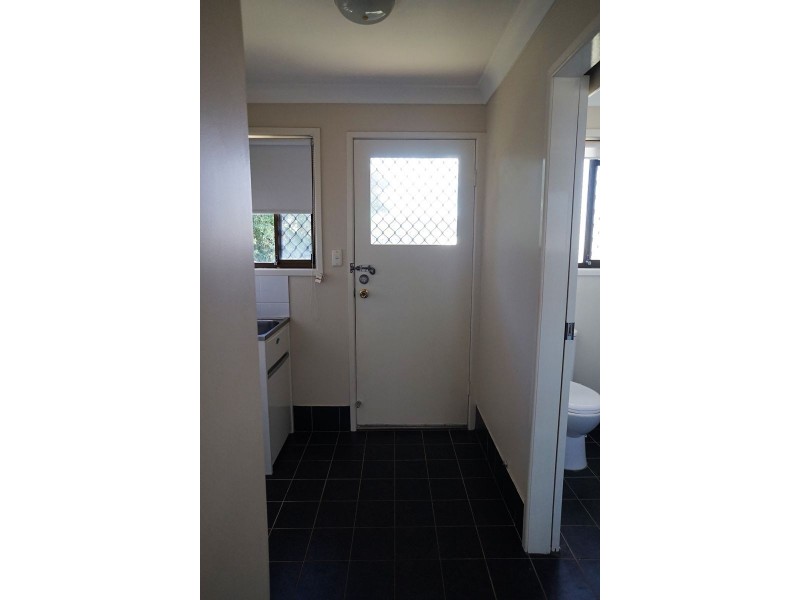 2/8 Rebecca Court, Kearneys Spring QLD 4350