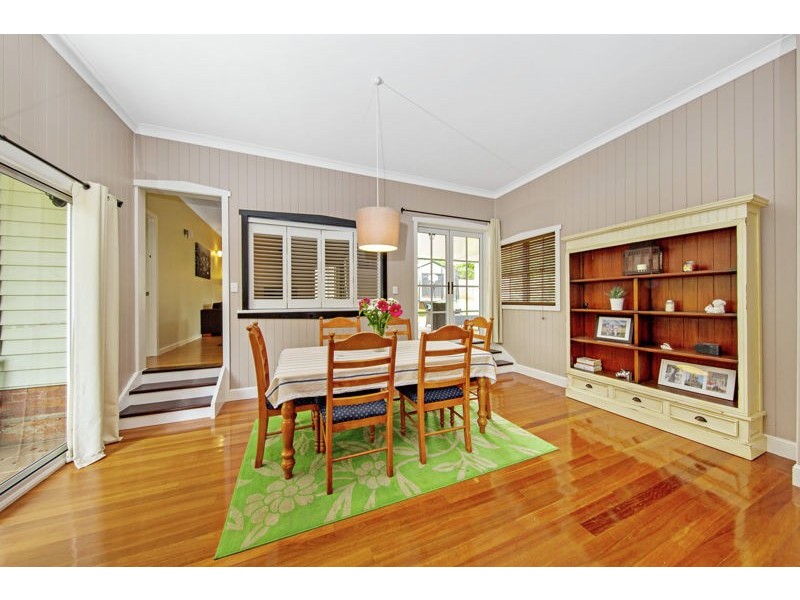 93 Bridge Street, Mount Lofty QLD 4350