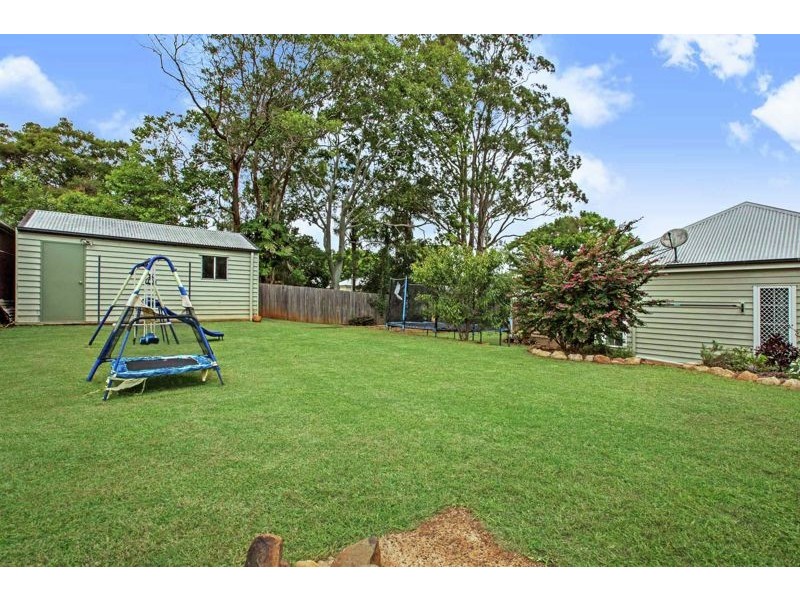 93 Bridge Street, Mount Lofty QLD 4350