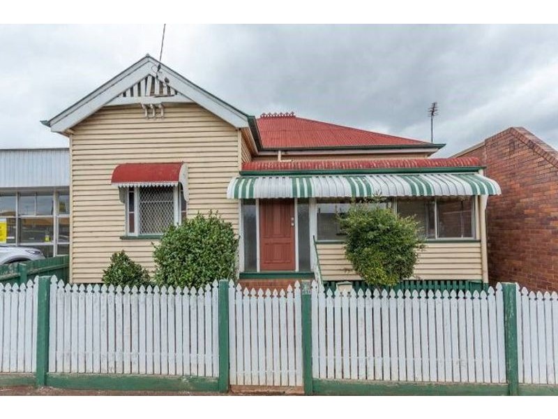 168 James Street, South Toowoomba QLD 4350