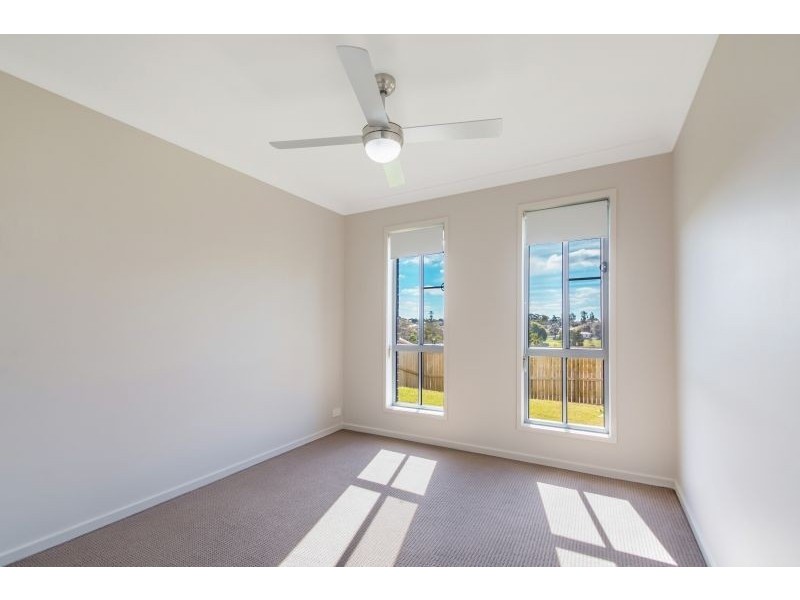 1/176 Handley Street, Darling Heights QLD 4350