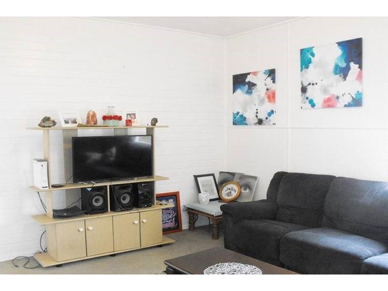 6 Creek Street, Cambooya QLD 4358