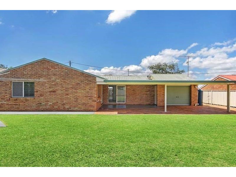 12 Hoffman Street, Kearneys Spring QLD 4350