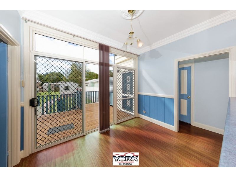 3 Hawthorn Street, East Toowoomba QLD 4350